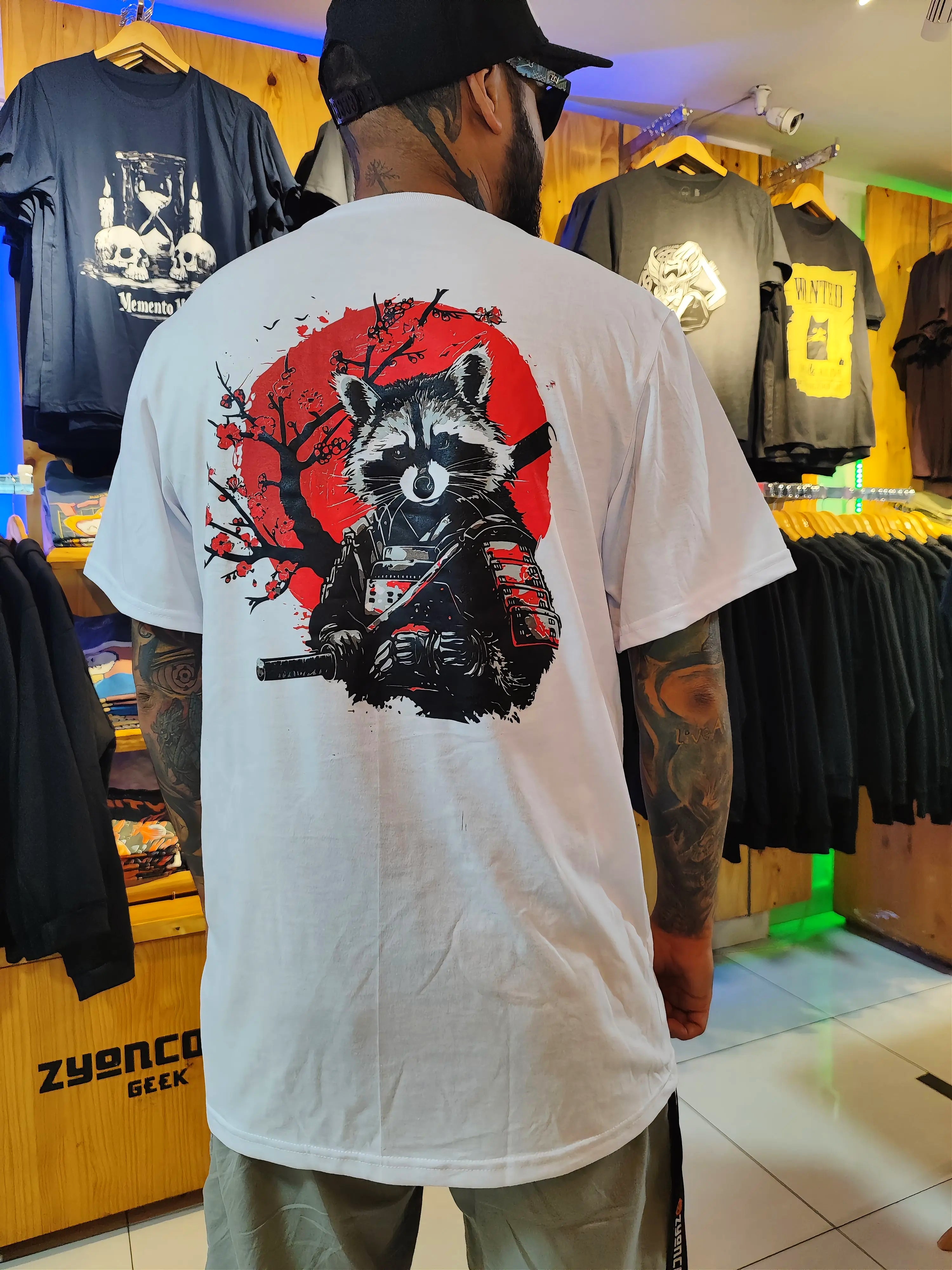Zyoncorp - Camisetas, Blusas y Abrigos!